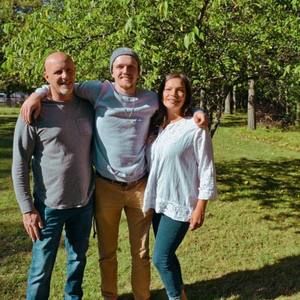 Meet your Posher, Cameron